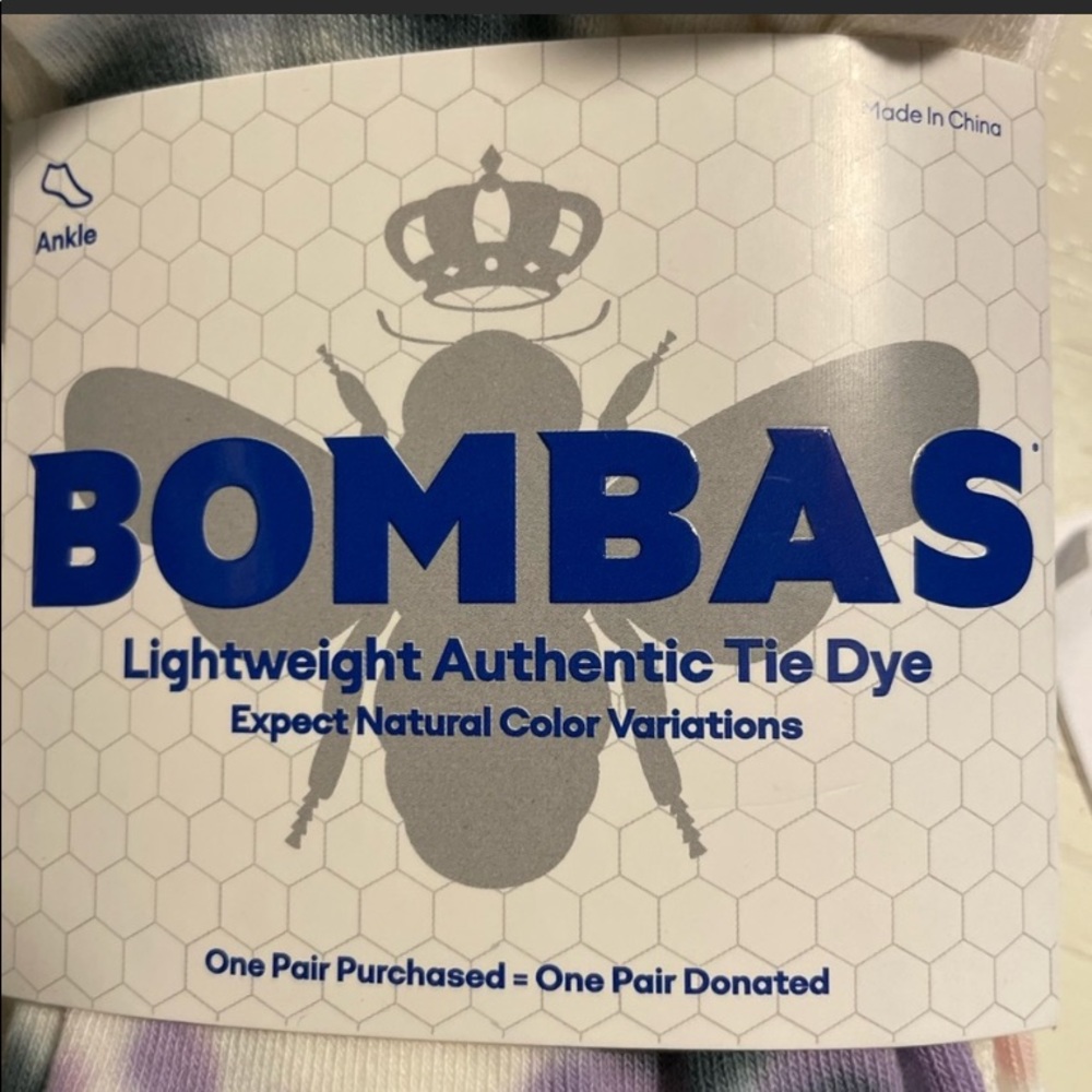 Bombas NWT Lightweight Authentic Tie Dye ankle socks size Medium 4 pack